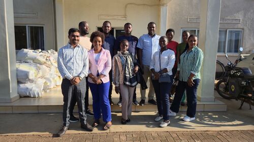 Últimos blogs de la empresa sobre GENY Electric Ltd and RIGIL-GENY Successfully Complete Technical Training for EUCL in Rwanda